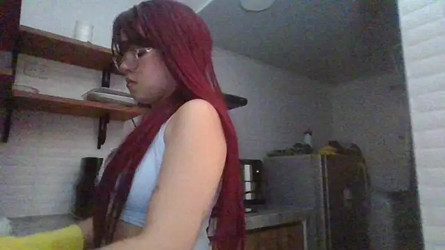 Snapshot of Kiri_Cutee chatting on 02/20/25, 02:18 Kiri Cutee online show from 02/20/25, 02:18