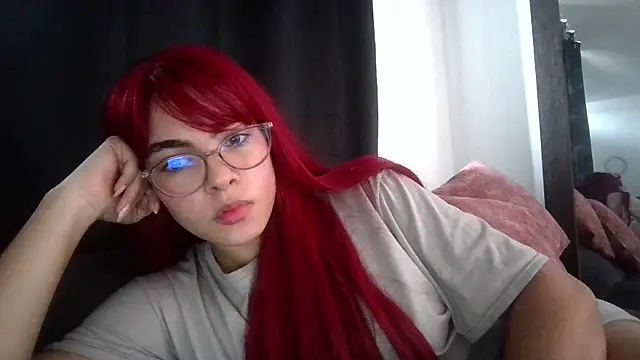 Snapshot of Kiri_Cutee chatting on 03/14/25, 03:25 Kiri Cutee online show from 03/14/25, 03:25