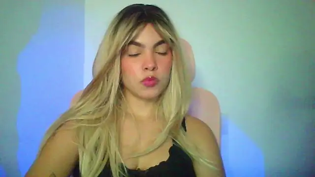 Kiri Cutee online show from 02/24/26, 04:54