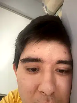 Yann 18 online show from 09/27/25, 06:02