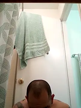 Snapshot of NewKing100 chatting on 12/06/24, 02:13 NewKing100 online show from 12/06/24, 02:13