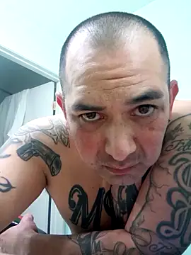 Snapshot of NewKing100 chatting on 01/31/25, 01:43 NewKing100 online show from 01/31/25, 01:43