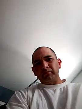 Snapshot of NewKing100 chatting on 02/11/25, 04:56 NewKing100 online show from 02/11/25, 04:56