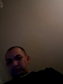 Snapshot of NewKing100 chatting on 03/11/25, 11:01 NewKing100 online show from 03/11/25, 11:01