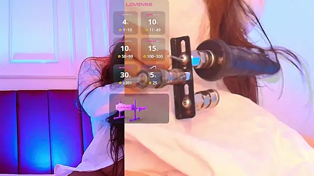 Luna monroe  online show from 11/16/25, 12:00