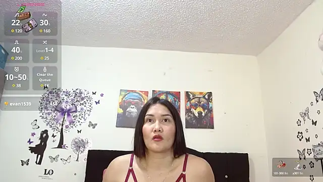 Snapshot of jeff_and_jade chatting on 12/20/24, 02:27 jeff and jade online show from 12/20/24, 02:27