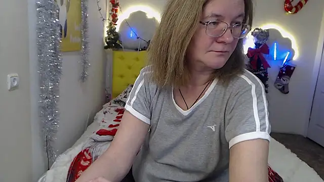 HolyMilfa online show from 12/08/24, 01:36