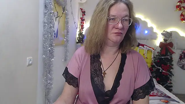 HolyMilfa online show from 12/13/24, 10:30