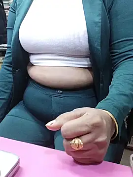 QueenHaryana online show from 11/19/25, 07:52