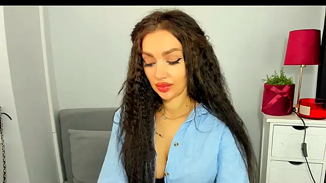 Snapshot of OliviaFantasy chatting on 03/09/26, 11:14 OliviaFantasy online show from 03/09/26, 11:14