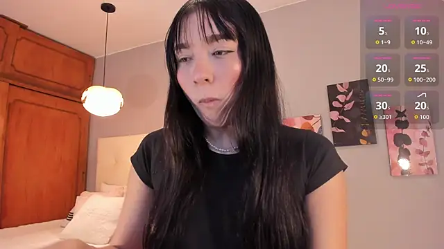 Maia W10 online show from 01/14/26, 12:22