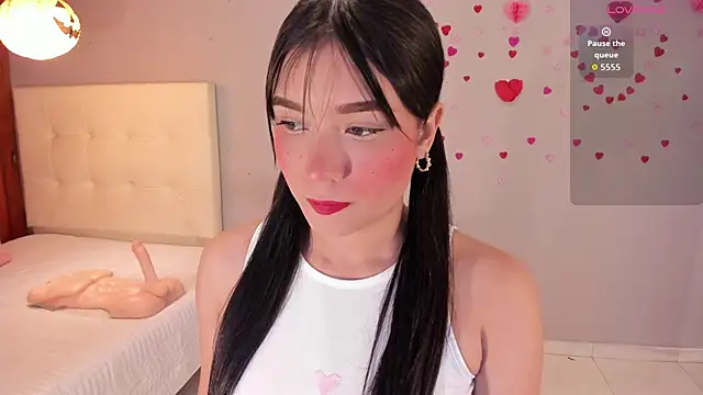 Maia W10 online show from 03/13/26, 12:23