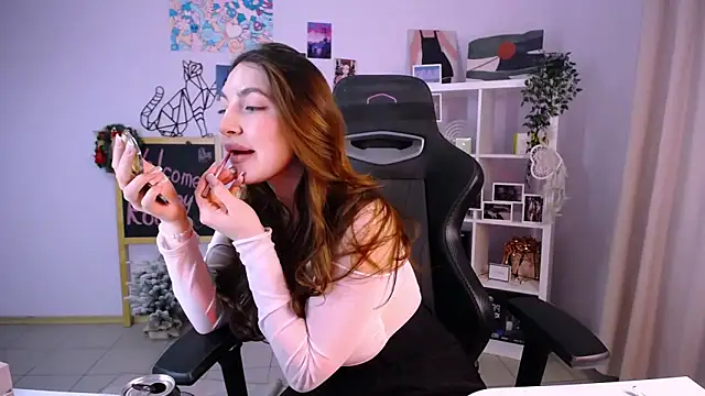 Snapshot of MelissaLovvv chatting on 01/09/25, 04:52 MelissaLovvv online show from 01/09/25, 04:52