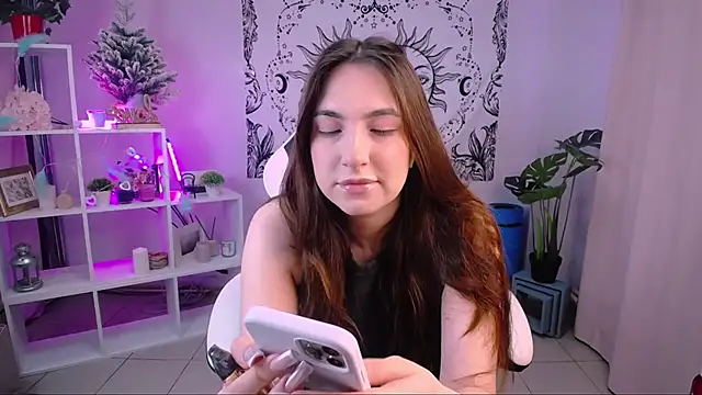 Snapshot of MelissaLovvv chatting on 02/06/25, 01:27 MelissaLovvv online show from 02/06/25, 01:27