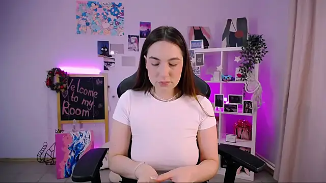 Snapshot of MelissaLovvv chatting on 02/09/25, 05:29 MelissaLovvv online show from 02/09/25, 05:29