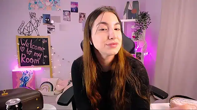 Snapshot of MelissaLovvv chatting on 02/14/25, 01:45 MelissaLovvv online show from 02/14/25, 01:45