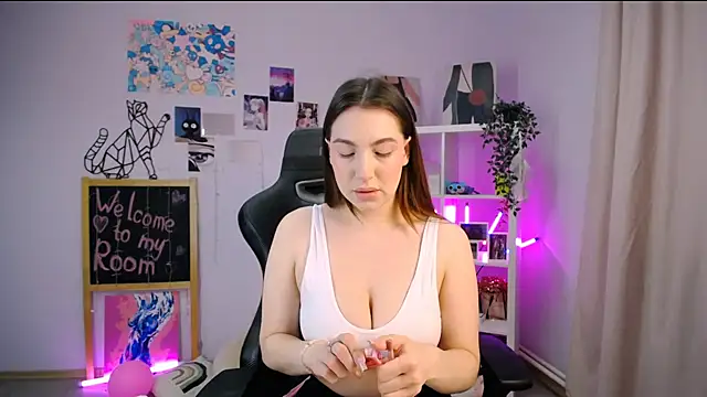 Snapshot of MelissaLovvv chatting on 03/06/25, 03:13 MelissaLovvv online show from 03/06/25, 03:13