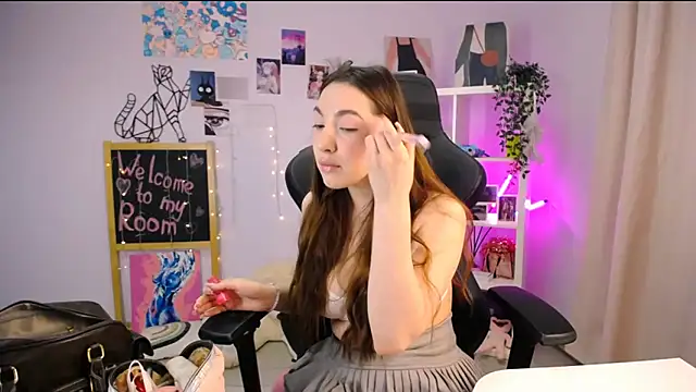 Snapshot of MelissaLovvv chatting on 03/15/25, 02:56 MelissaLovvv online show from 03/15/25, 02:56