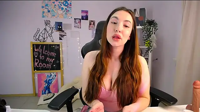 Snapshot of MelissaLovvv chatting on 03/16/25, 06:09 MelissaLovvv online show from 03/16/25, 06:09