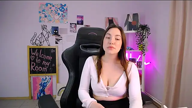 Snapshot of MelissaLovvv chatting on 03/20/25, 10:54 MelissaLovvv online show from 03/20/25, 10:54