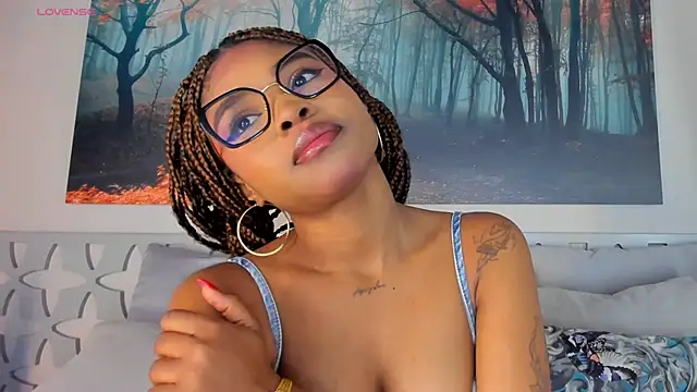 AriaFoster online show from 12/14/25, 09:25