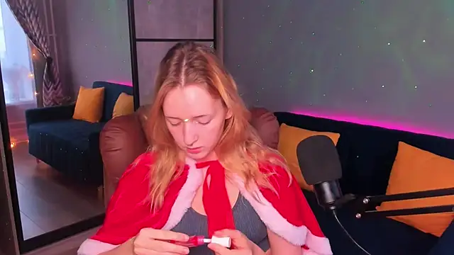 OddlyFamiliar online show from 12/23/24, 12:30