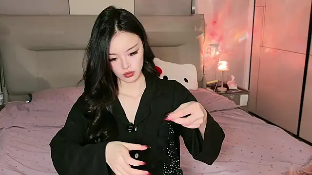 Fairy-HF online show from 10/22/25, 01:44