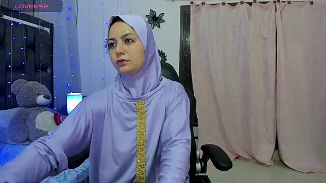 Snapshot of BadraSaadi chatting on 12/22/24, 01:11 BadraSaadi online show from 12/22/24, 01:11