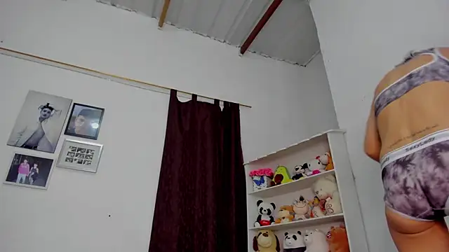 megan 100 online show from 03/26/26, 05:29