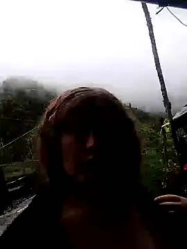 Snapshot of Mia_fooxx_ chatting on 12/07/24, 02:57 Mia fooxx online show from 12/07/24, 02:57