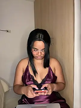 Lucy wilson5 online show from 02/01/25, 03:52