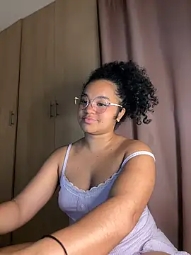 Lucy wilson5 online show from 02/05/25, 09:46