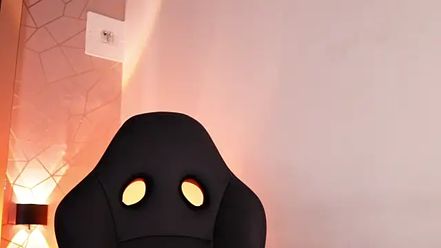 Luu Princess online show from 04/21/26, 01:42