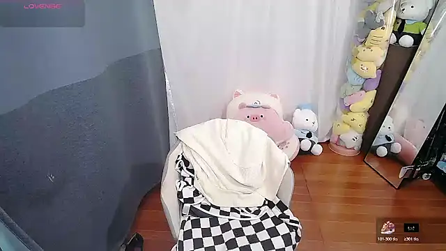 CN-Doudou online show from 10/31/25, 03:18