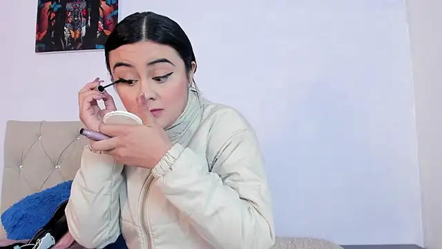 Snapshot of Dulce_amg chatting on 12/13/24, 12:28 Dulce amg online show from 12/13/24, 12:28