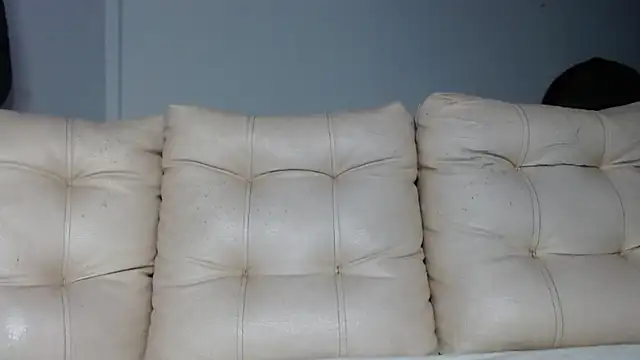 alexandra lorens online show from 10/29/25, 04:15