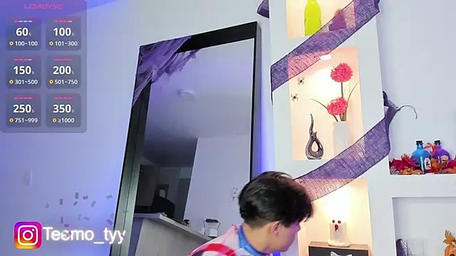 teemotwink online show from 10/12/25, 10:09