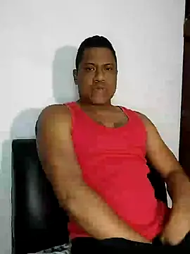 latinblack01 online show from 12/11/24, 04:39