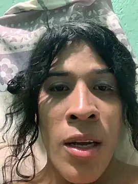 Snapshot of La_Perversa69 chatting on 10/21/25, 01:28 La Perversa69 online show from 10/21/25, 01:28