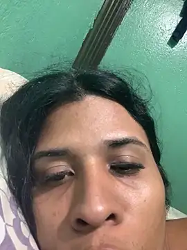 Snapshot of La_Perversa69 chatting on 10/22/25, 12:00 La Perversa69 online show from 10/22/25, 12:00