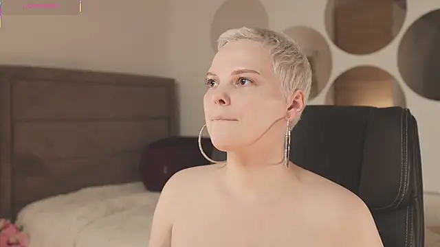 LikaBerry1 online show from 09/10/25, 04:29