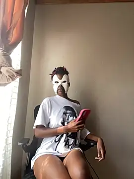 Snapshot of alicia_loveraw chatting on 03/27/26, 07:47 alicia loveraw online show from 03/27/26, 07:47