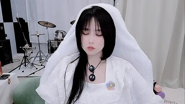 Vaness-a online show from 05/16/26, 12:15