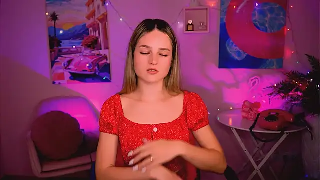 Snapshot of DeboraLarson chatting on 12/29/24, 07:17 DeboraLarson online show from 12/29/24, 07:17