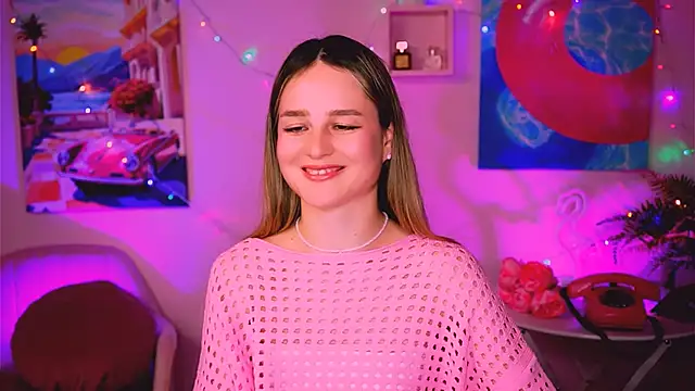 Snapshot of DeboraLarson chatting on 01/05/25, 10:10 DeboraLarson online show from 01/05/25, 10:10