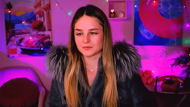 Snapshot of DeboraLarson chatting on 01/06/25, 10:02 DeboraLarson online show from 01/06/25, 10:02