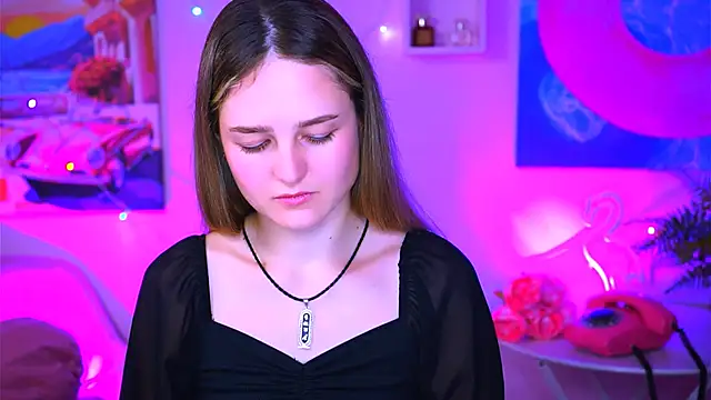 Snapshot of DeboraLarson chatting on 01/21/25, 04:10 DeboraLarson online show from 01/21/25, 04:10