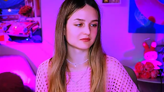 Snapshot of DeboraLarson chatting on 01/29/25, 02:00 DeboraLarson online show from 01/29/25, 02:00