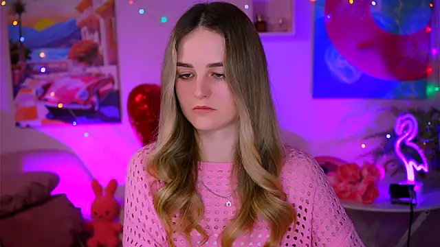 Snapshot of DeboraLarson chatting on 02/23/25, 03:56 DeboraLarson online show from 02/23/25, 03:56