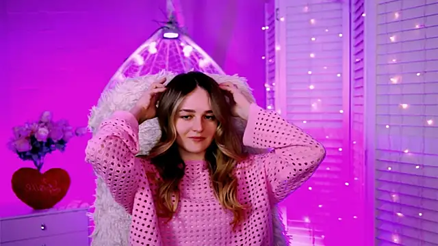 Snapshot of DeboraLarson chatting on 02/26/25, 03:53 DeboraLarson online show from 02/26/25, 03:53